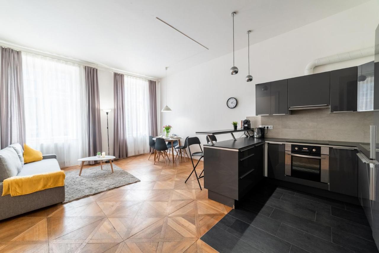 Appartement Exclusive Near Kafka's Head