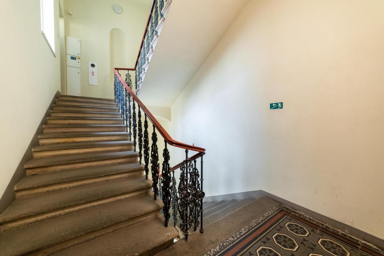 Exclusive Near Kafka's Head Appartement Prague